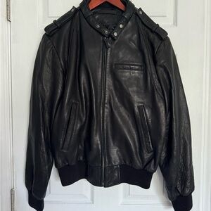 Roundtree & Yorke Men’s Leather Jacket